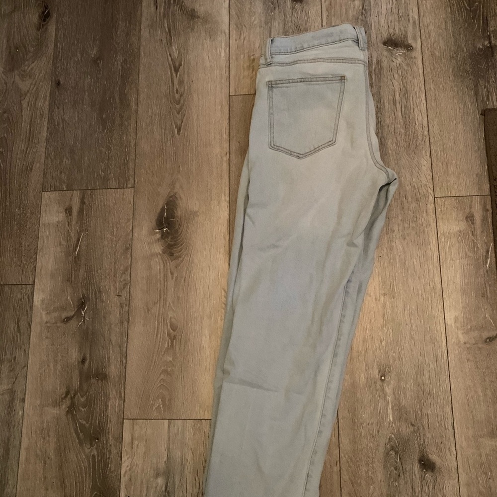 Size 11 jeans from fashion nova!
